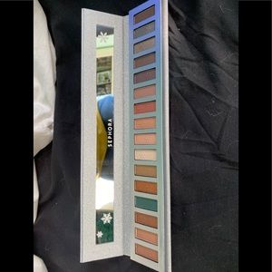 Winter eyeshadow palette